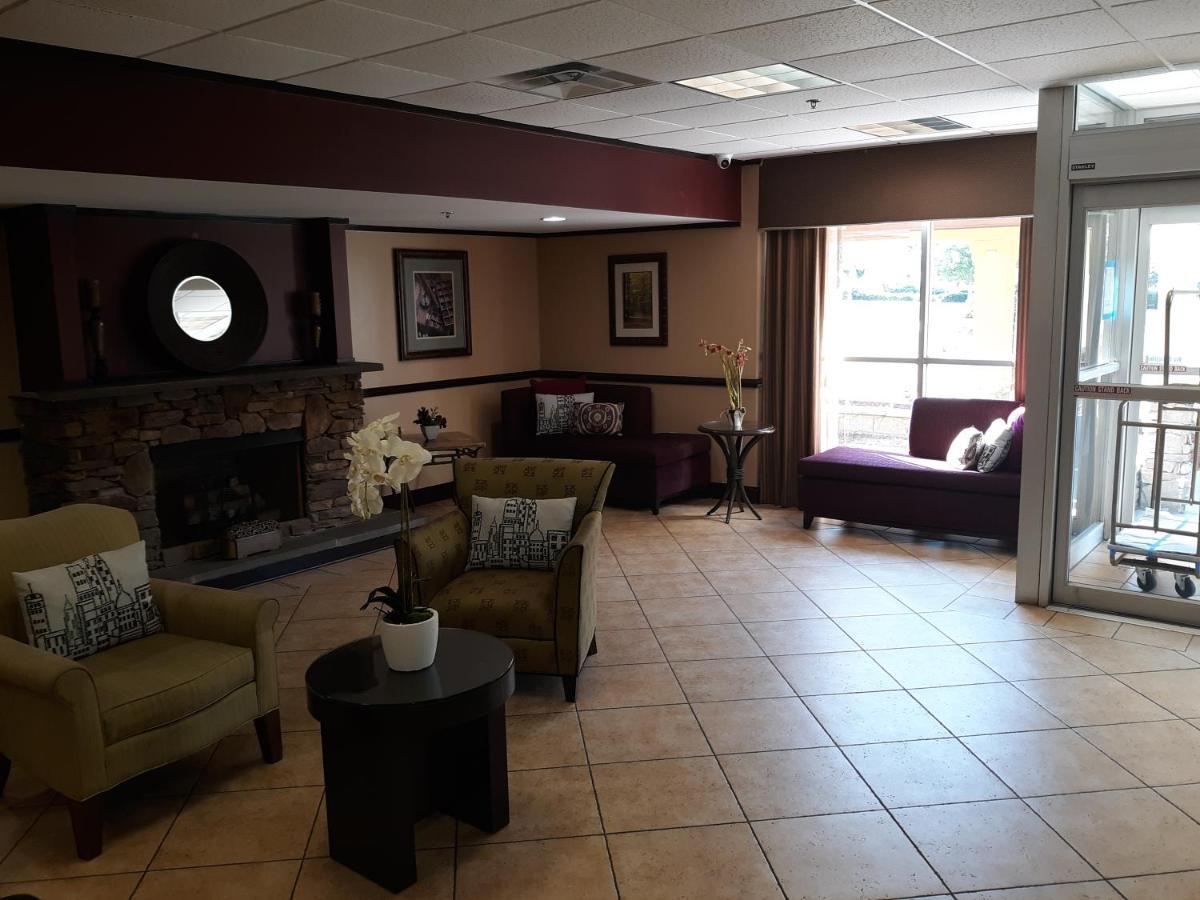 Oyo Hotel Phenix City Central 외부 사진